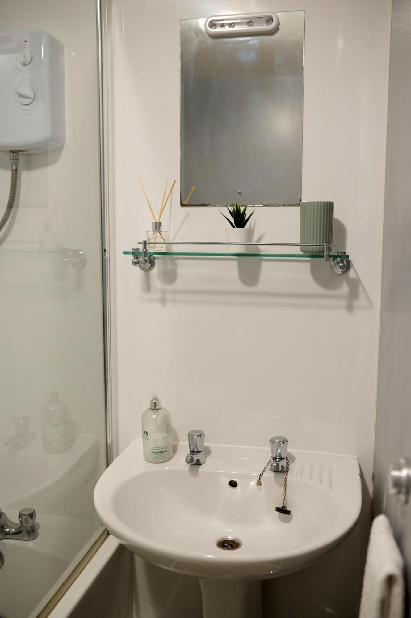 Charming 1Br Apartment Close To Centre With Free Parking Oban Exteriör bild